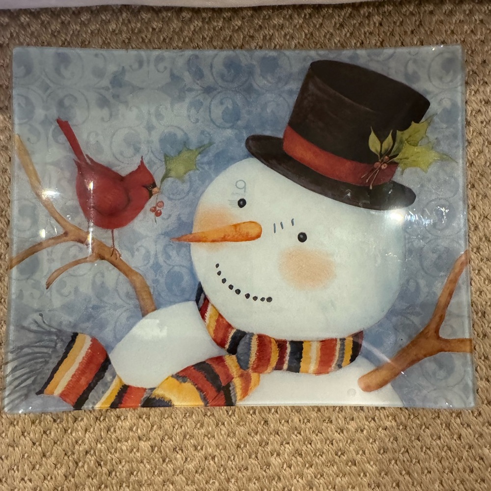 Prima Glass Holly SnowmanW/Cardinals Plate approx 11x12inches.new no box
